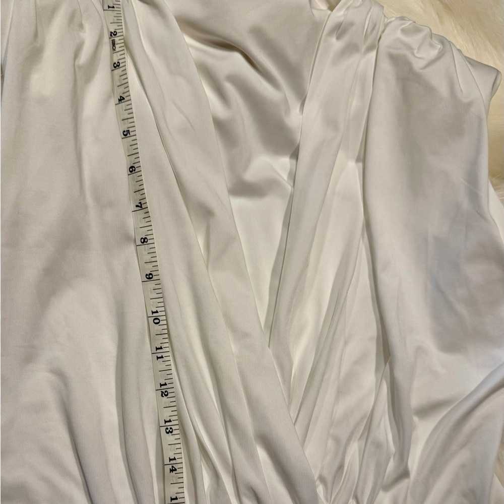 Elegant white V-neck bodysuit for women Size L - Picture 6 of 11